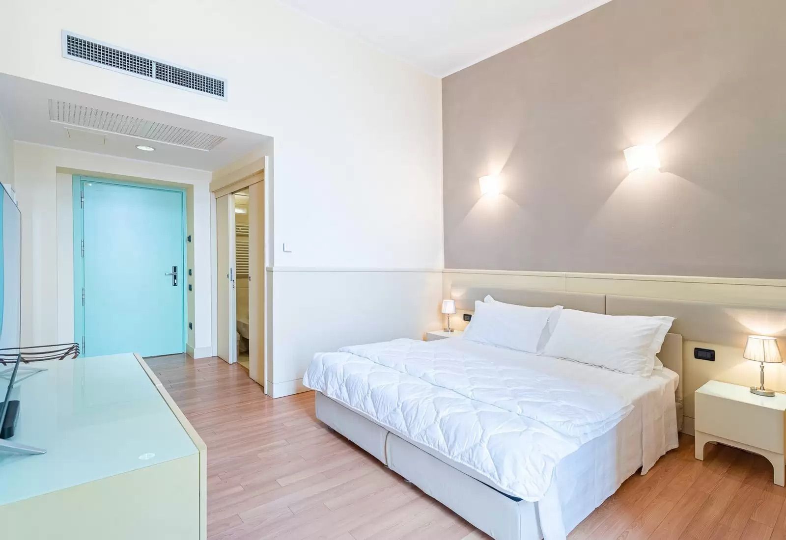 luxury-house95.jpg.webp